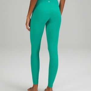 Lululemon Align with pockets 25” sz 6